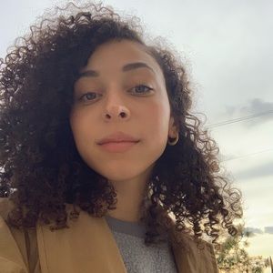 Meet your Posher, Andrea